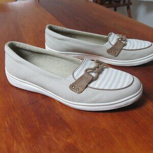 Grasshoppers Ortholite Windham Stripe Stone